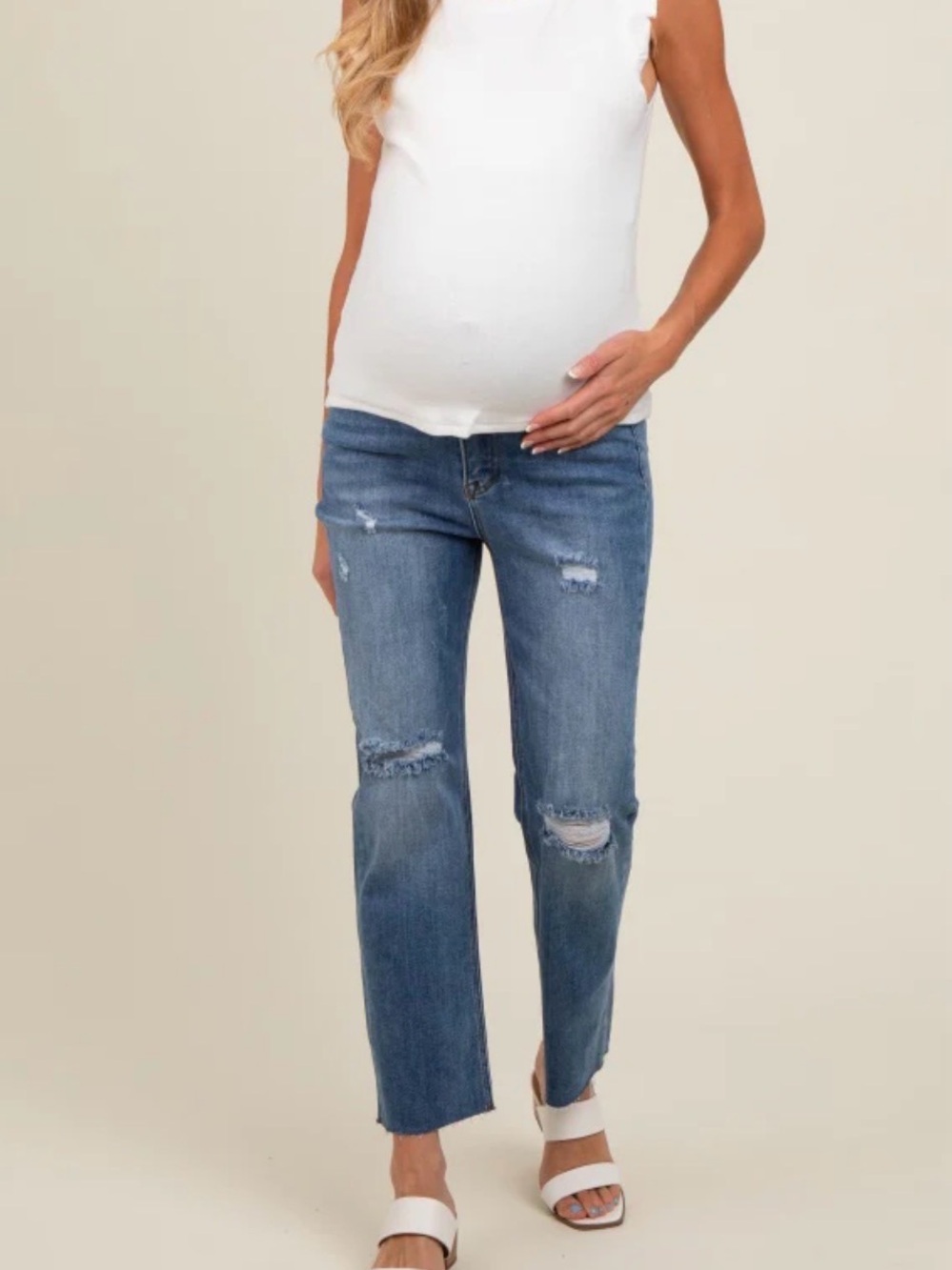 Women's distressed maternity jeans